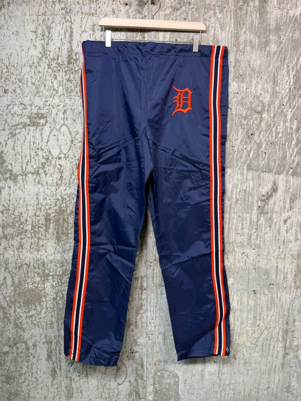 MLB Detroit Tigers Men's Vintage DeLONG Pants Size XL
